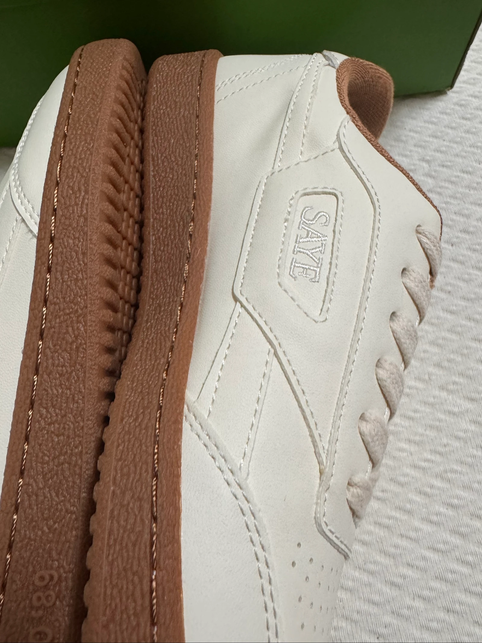 Saye Vegan Caramel Sneakers 37 – photo 7